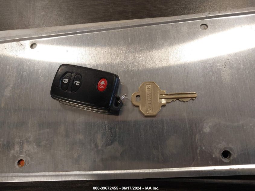 2010 Toyota Prius Ii VIN: JTDKN3DU6A0061735 Lot: 39672455