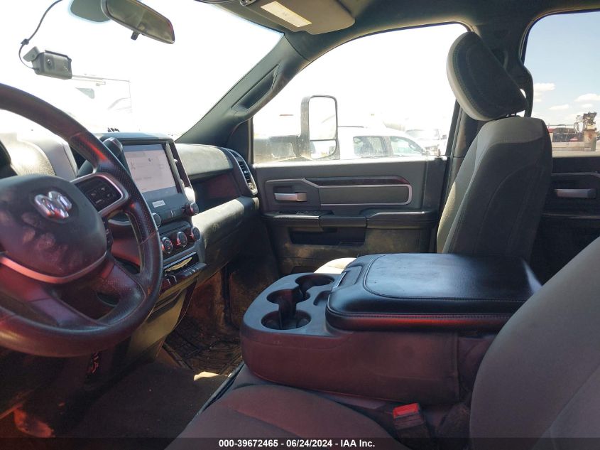 2022 Ram 3500 Big Horn 4X4 8' Box VIN: 3C63R3HL1NG302863 Lot: 39672465