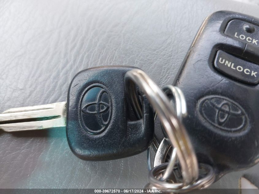 2003 Toyota Corolla Le VIN: 1NXBR32E93Z054172 Lot: 39672570