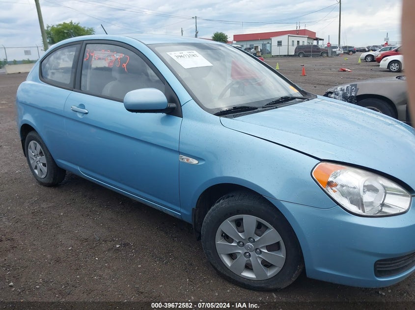 2010 Hyundai Accent Gs VIN: KMHCM3ACXAU170612 Lot: 39672582