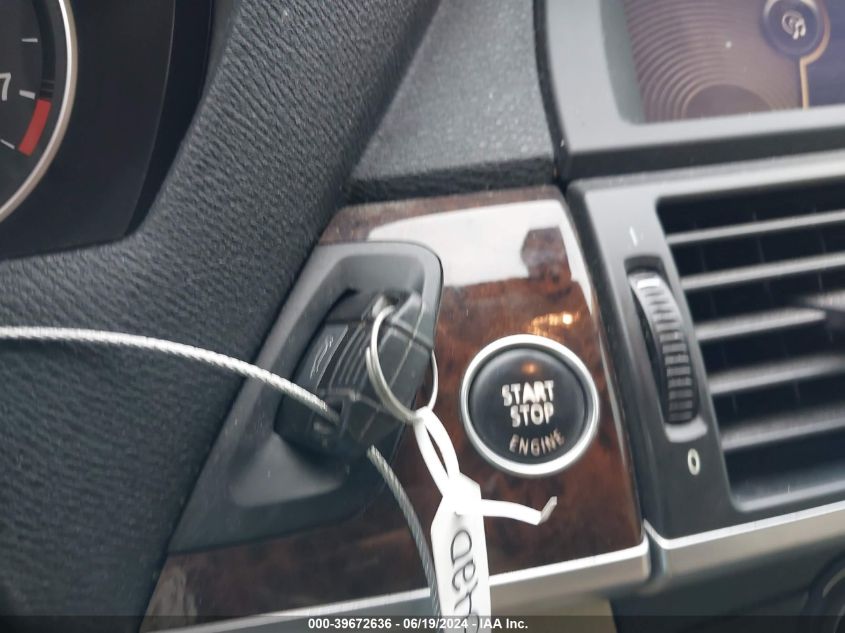 2011 BMW X5 xDrive35I VIN: 5UXZV4C50BL415858 Lot: 39672636