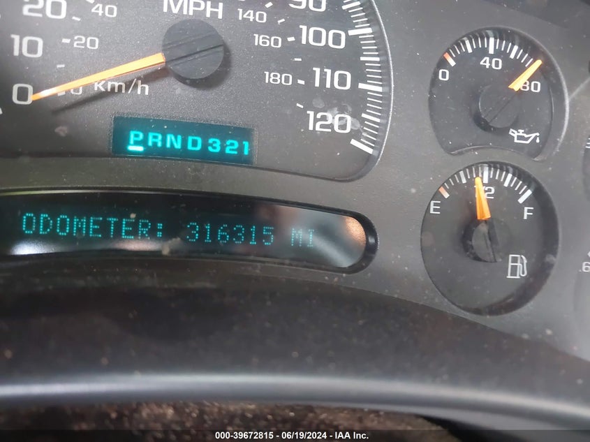 2004 Chevrolet Silverado C2500 Heavy Duty VIN: 1GCHC23U14F205186 Lot: 39672815