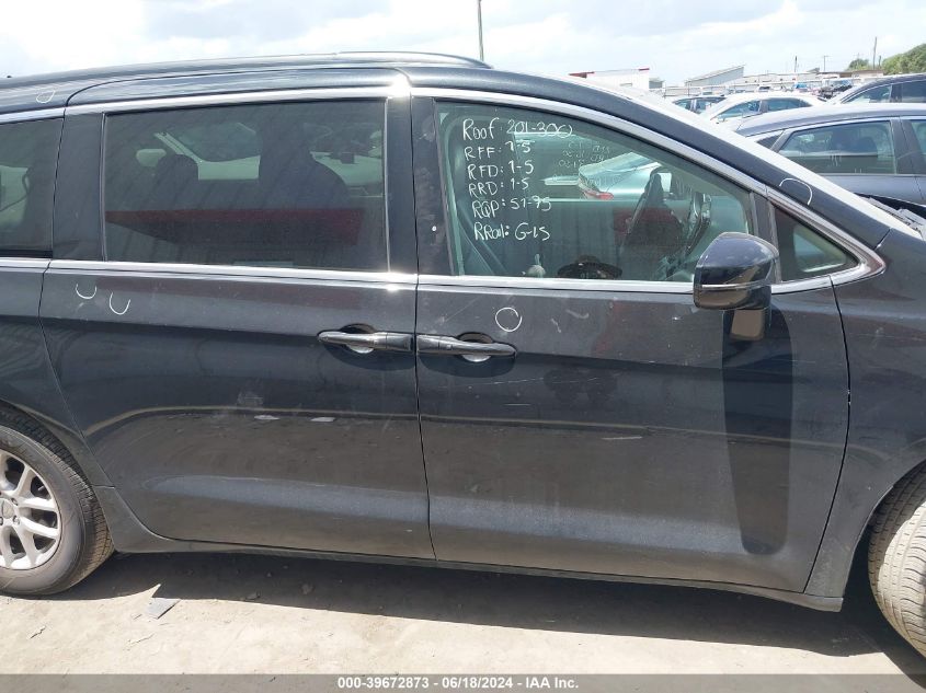 2022 Chrysler Pacifica Touring L VIN: 2C4RC1BG5NR198697 Lot: 39672873