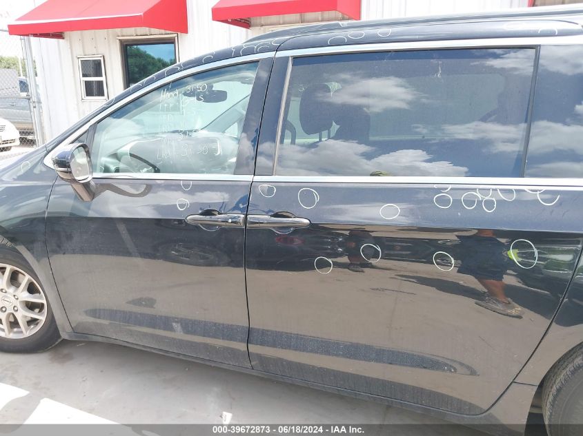 2022 Chrysler Pacifica Touring L VIN: 2C4RC1BG5NR198697 Lot: 39672873