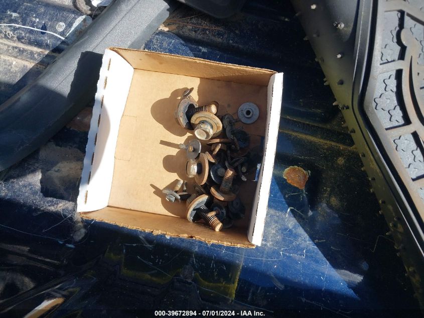 2015 GMC Sierra 2500Hd Sle VIN: 1GT12YEG8FF157798 Lot: 39672894