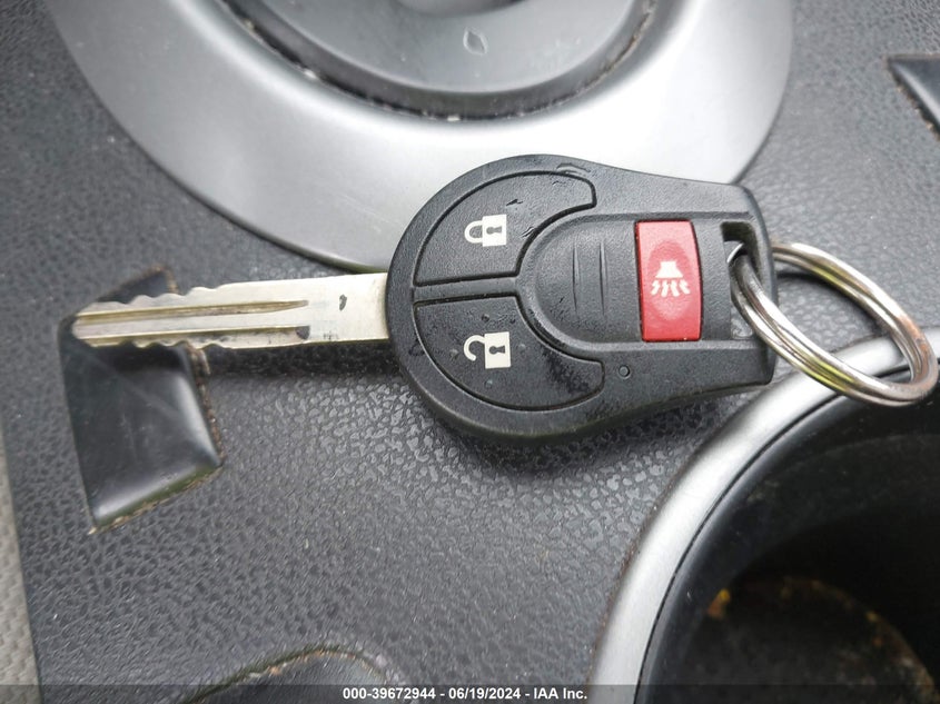 2014 Nissan Rogue Select S VIN: JN8AS5MV1EW718697 Lot: 39672944