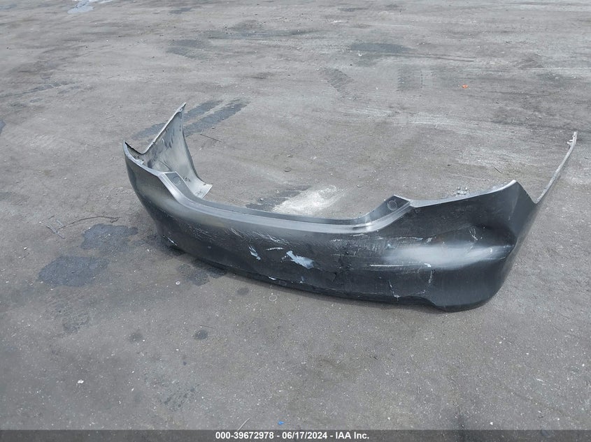 2013 Toyota Camry Le VIN: 4T4BF1FK0DR302992 Lot: 39672978