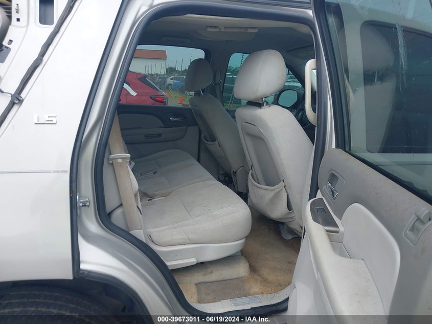 2007 Chevrolet Tahoe Ls VIN: 1GNFC13C47J404203 Lot: 39673011