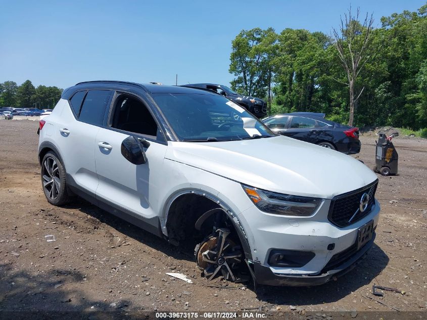 2021 Volvo Xc40 T5 R-Design VIN: YV4162UM9M2524069 Lot: 39673175