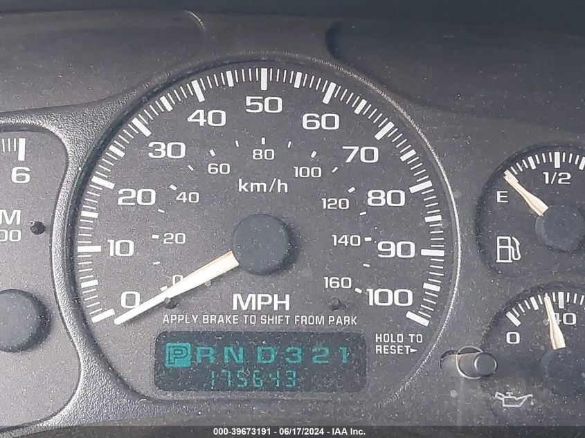 2002 Chevrolet Tahoe Lt VIN: 1GNEC13Z22R313442 Lot: 39673191