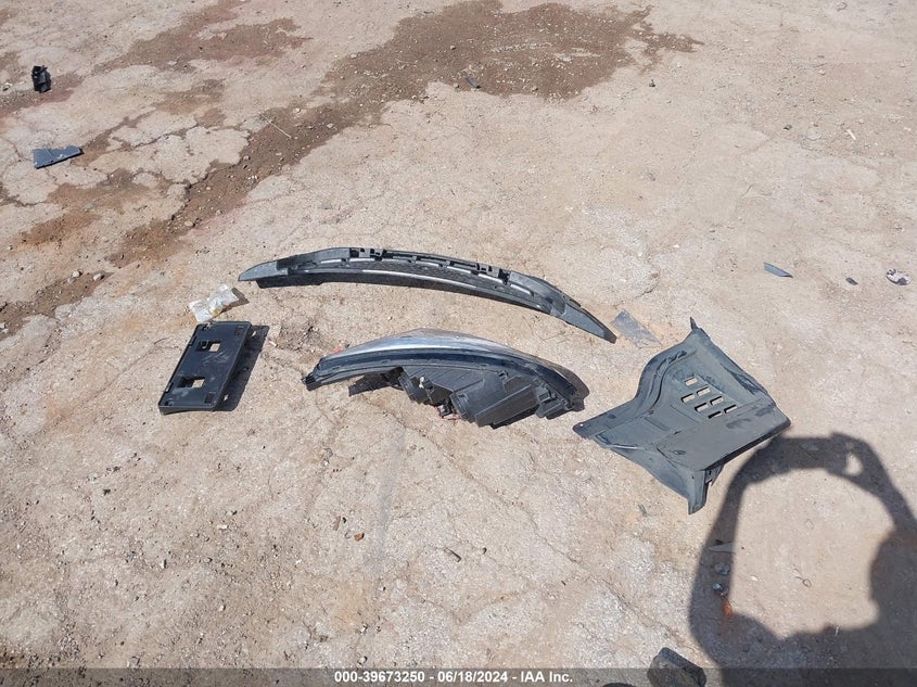 2014 Chevrolet Malibu 1Lt VIN: 1G11C5SL1EF187438 Lot: 39673250