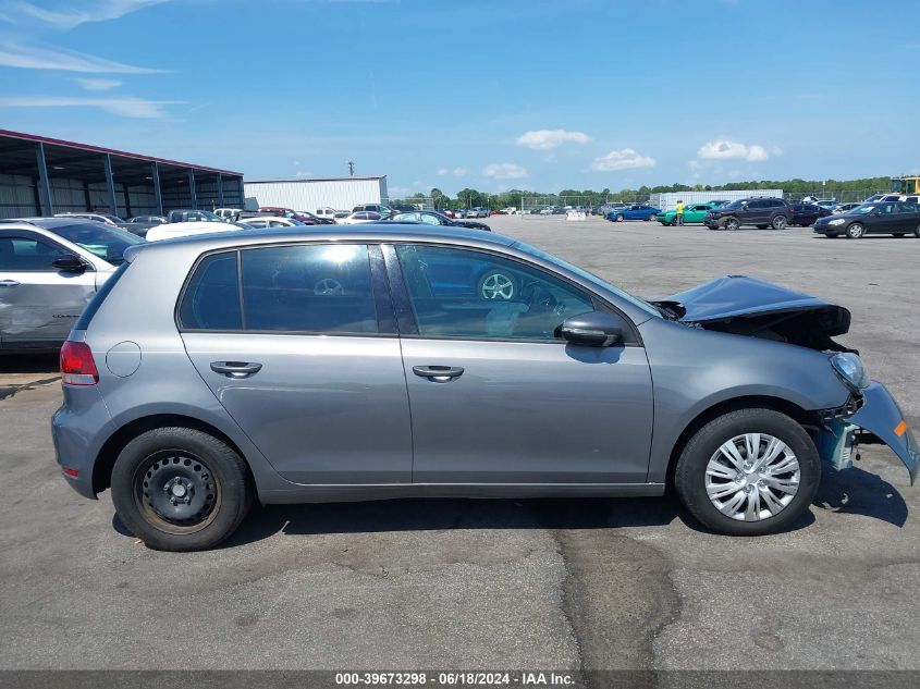 2013 Volkswagen Golf 2.5L 4-Door VIN: WVWDB7AJ0DW106396 Lot: 39673298