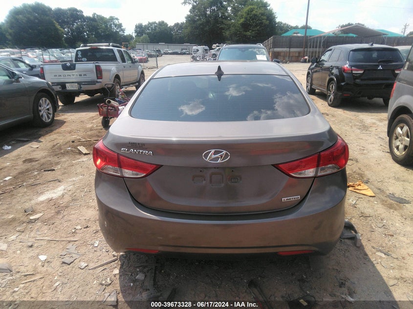 2013 Hyundai Elantra Limited VIN: 5NPDH4AE2DH292173 Lot: 39673328