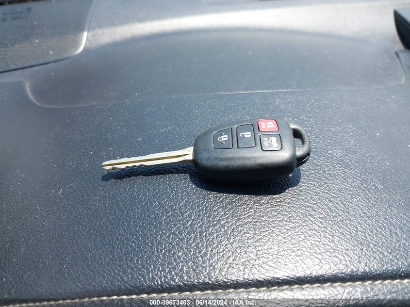 2012 Toyota Camry Se VIN: 4T1BF1FKXCU581991 Lot: 39673403