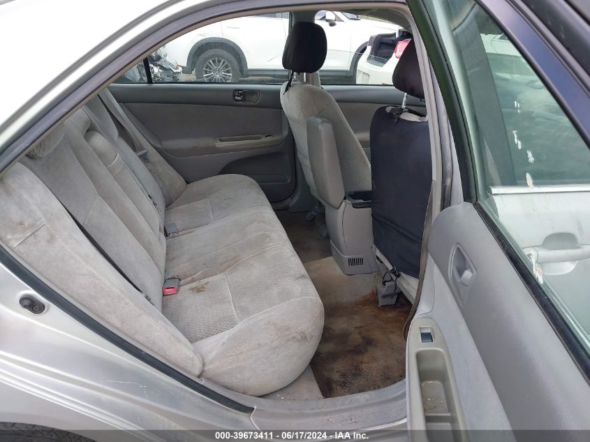 2003 Toyota Camry Le VIN: 4T1BE32K23U735985 Lot: 39673411