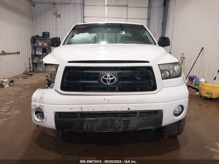 2011 Toyota Tundra Grade 5.7L V8 VIN: 5TFUW5F10BX210282 Lot: 39673415