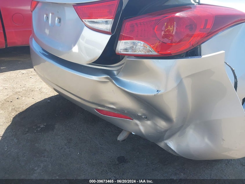 2012 Hyundai Elantra Gls (Ulsan Plant) VIN: KMHDH4AE0CU323131 Lot: 39673465