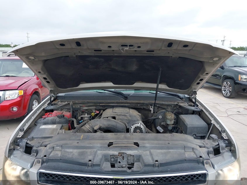 2007 Chevrolet Tahoe Ls VIN: 1GNFC13097R240597 Lot: 39673467