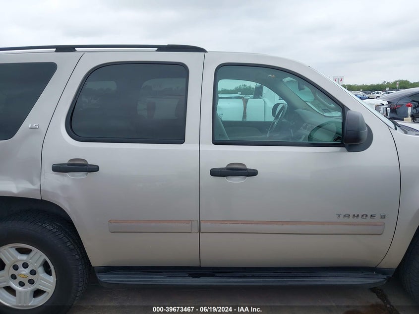 2007 Chevrolet Tahoe Ls VIN: 1GNFC13097R240597 Lot: 39673467