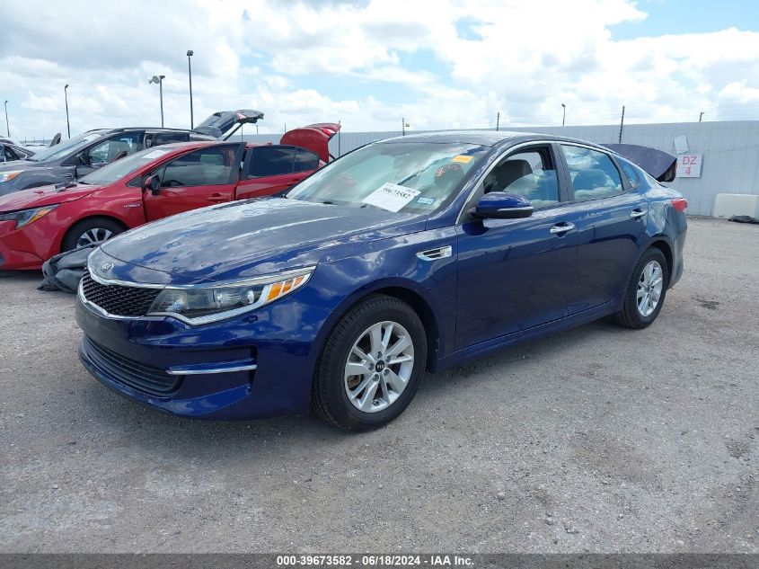 5XXGT4L39JG211894 2018 KIA OPTIMA - Image 2