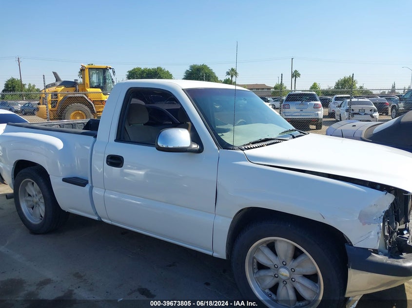 2000 Chevrolet Silverado 1500 Ls VIN: 1GCEC14V3YZ309333 Lot: 39673805