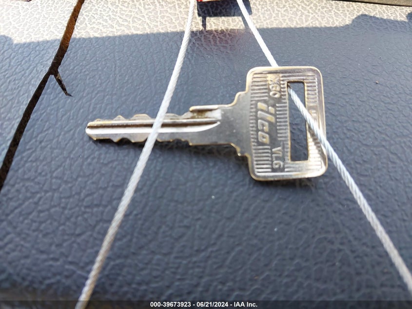 1991 Volvo 240 VIN: YV1AA8252M1891539 Lot: 39673923