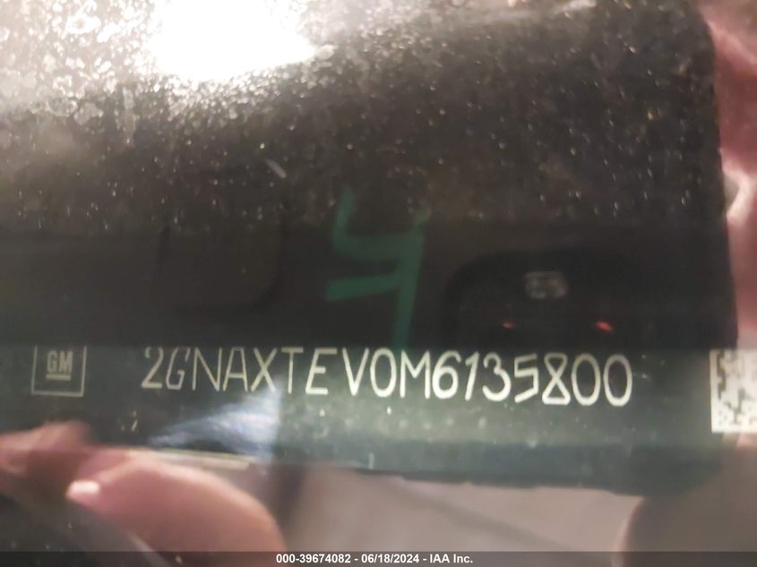 VIN 2GNAXTEV0M6135800 2021 CHEVROLET EQUINOX AWD 2FL