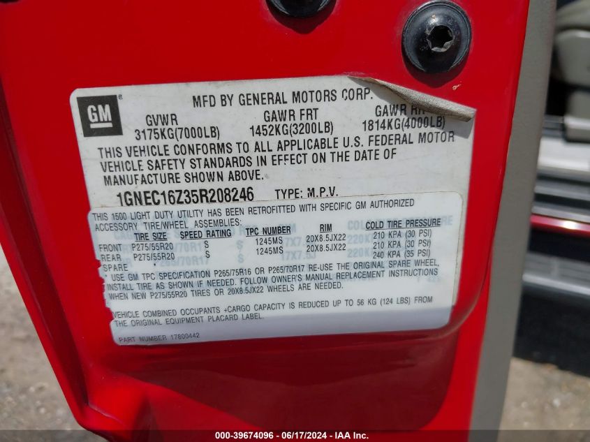 2005 Chevrolet Suburban 1500 Lt VIN: 1GNEC16Z35R208246 Lot: 39674096