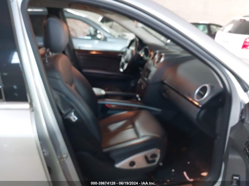 2011 Mercedes-Benz Gl 450 4Matic VIN: 4JGBF7BE9BA676397 Lot: 39674128