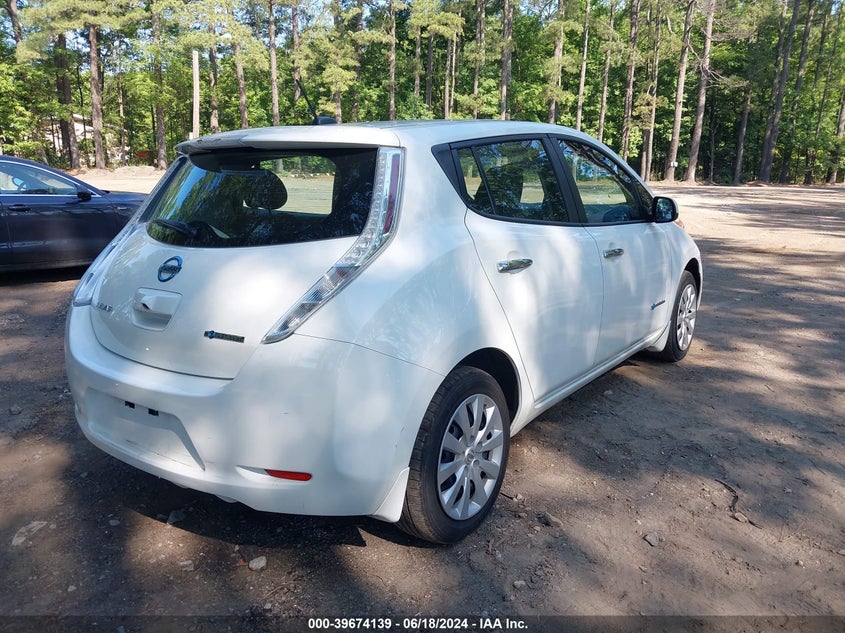 2015 Nissan Leaf S VIN: 1N4AZ0CP7FC318374 Lot: 39674139