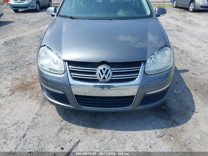 2010 Volkswagen Jetta Limited Edition VIN: 3VWAX7AJ4AM074484 Lot: 39674157