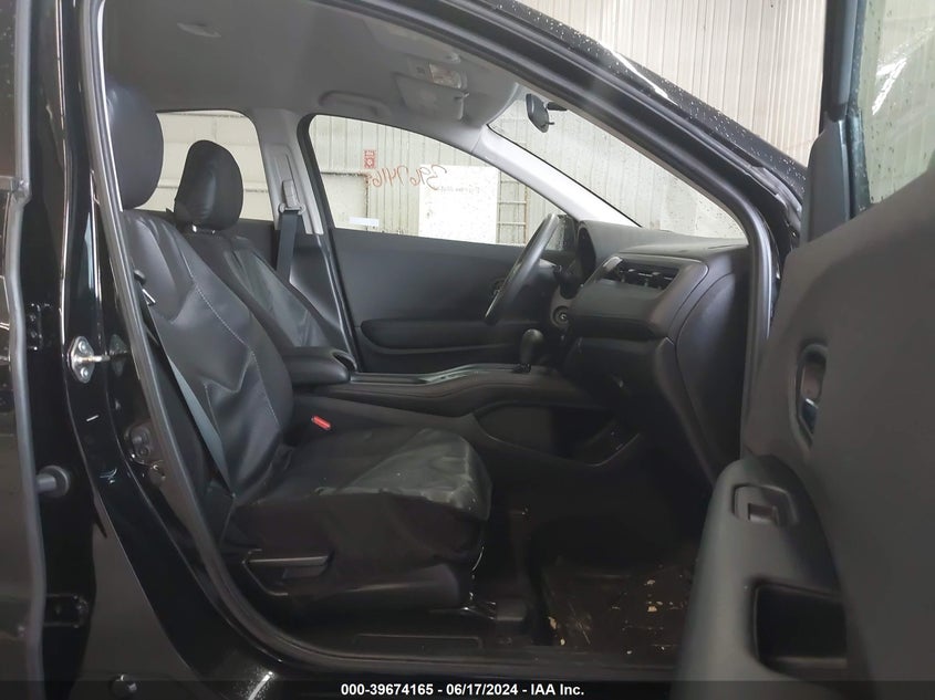 VIN 3CZRU6H37KG712480 2019 HONDA HR-V LX
