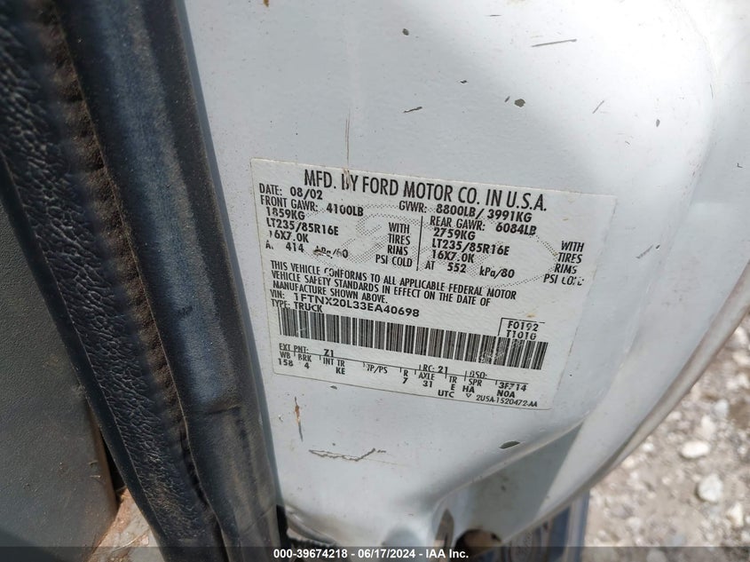 2003 Ford F-250 Lariat/Xl/Xlt VIN: 1FTNX20L33EA40698 Lot: 39674218