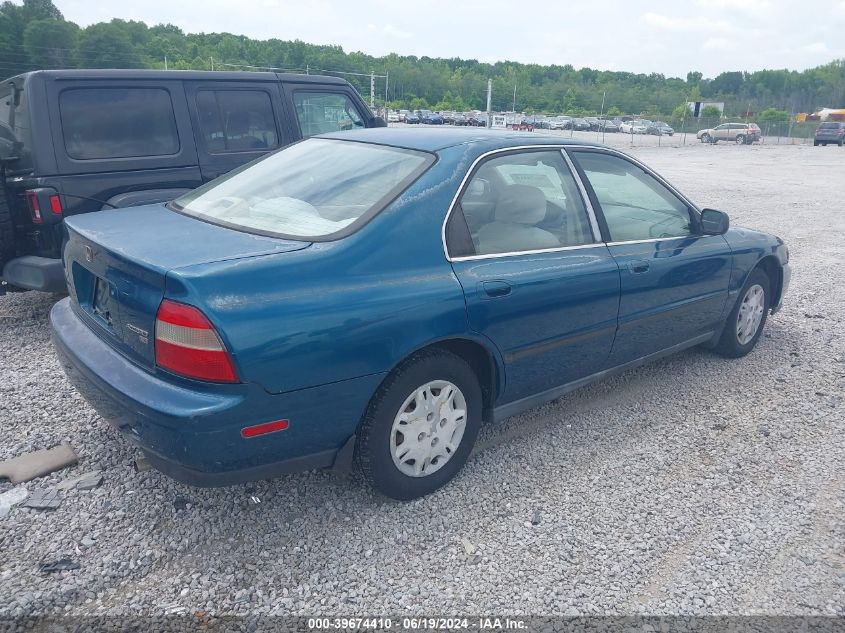 1995 Honda Accord Lx/Ex VIN: 1HGCD5538SA068675 Lot: 39674410