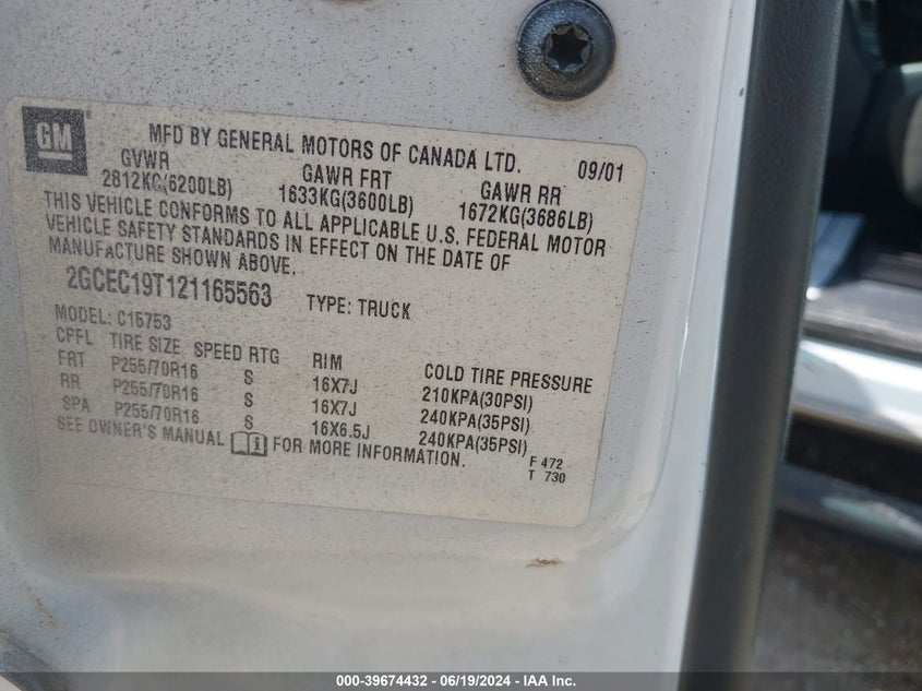 2002 Chevrolet Silverado 1500 Ls VIN: 2GCEC19T121165563 Lot: 39674432