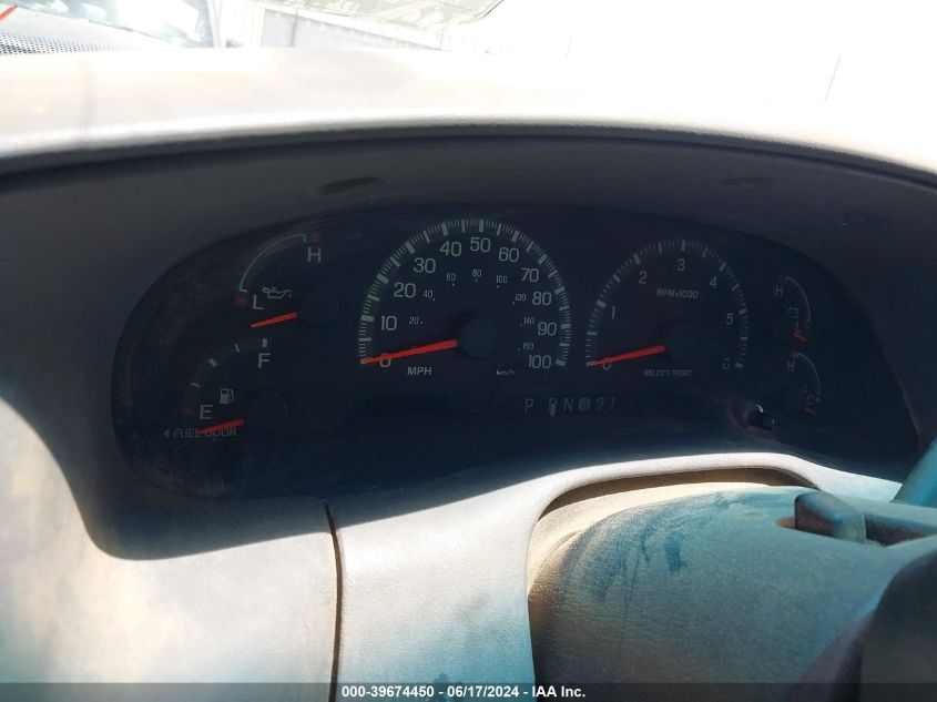 2000 Ford F-150 Lariat/Work Series/Xl/Xlt VIN: 1FTRX17L5YKA40194 Lot: 39674450