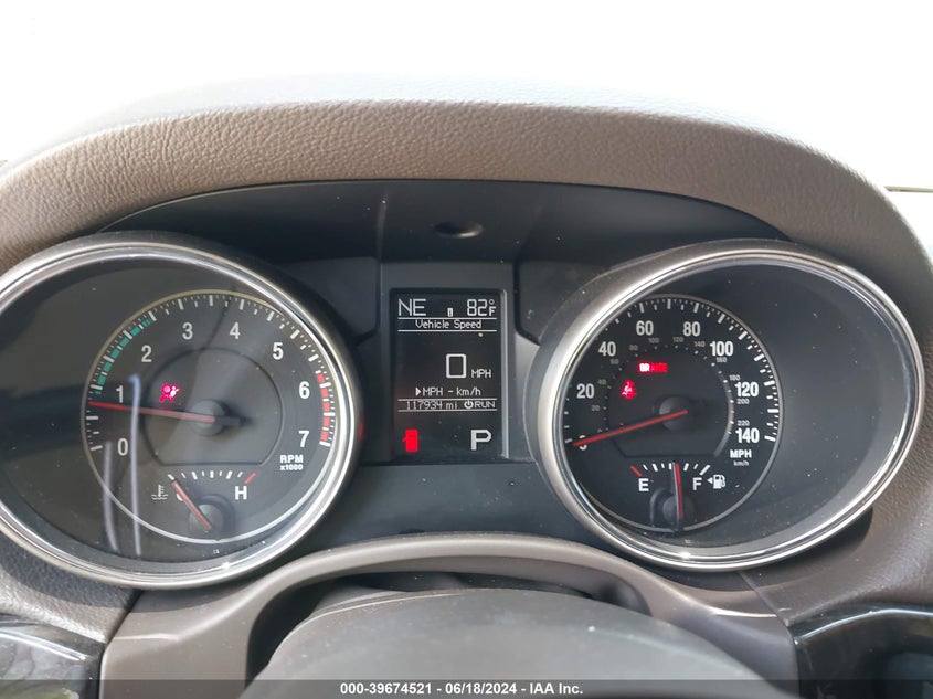 2011 Jeep Grand Cherokee Laredo VIN: 1J4RR4GT1BC527352 Lot: 39674521