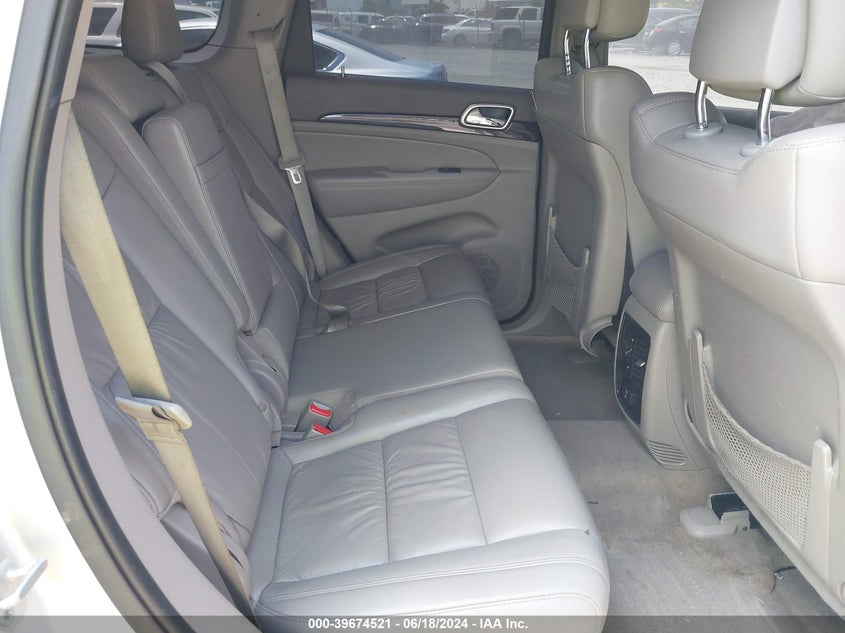 2011 Jeep Grand Cherokee Laredo VIN: 1J4RR4GT1BC527352 Lot: 39674521