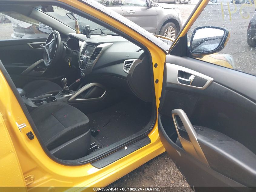 2014 Hyundai Veloster Base W/Black/Base W/Gray/Base W/Red/Re:flex W/Black/Re:flex W/Red VIN: KMHTC6AD4EU201792 Lot: 39674541