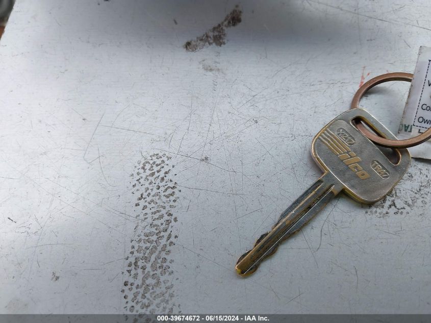 2005 Toyota Camry Std VIN: 4T1BE32K65U385845 Lot: 39674672