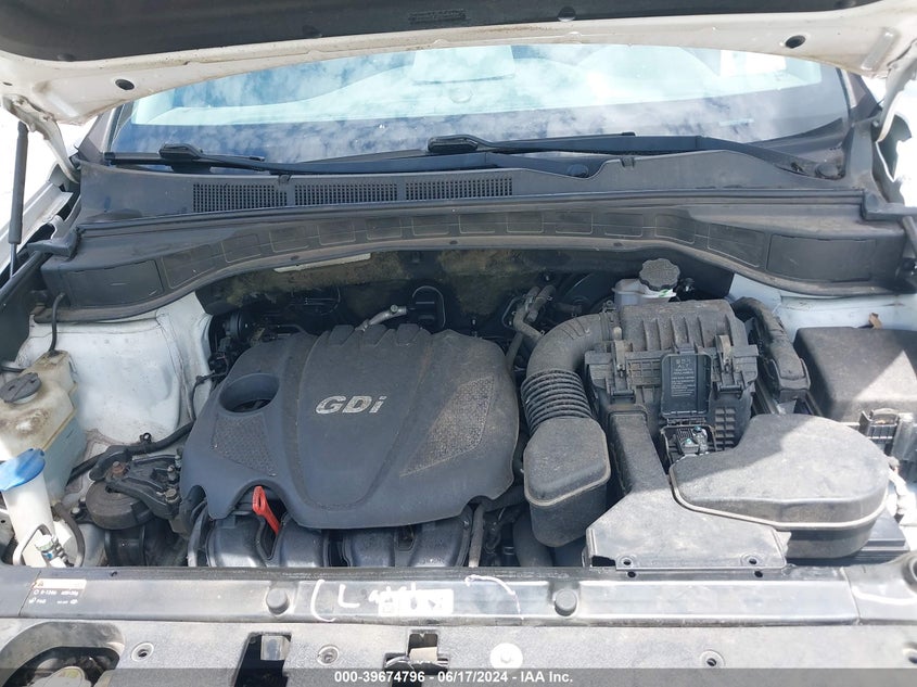 2016 Hyundai Santa Fe Sport 2.4L VIN: 5XYZU3LB3GG333419 Lot: 39674796