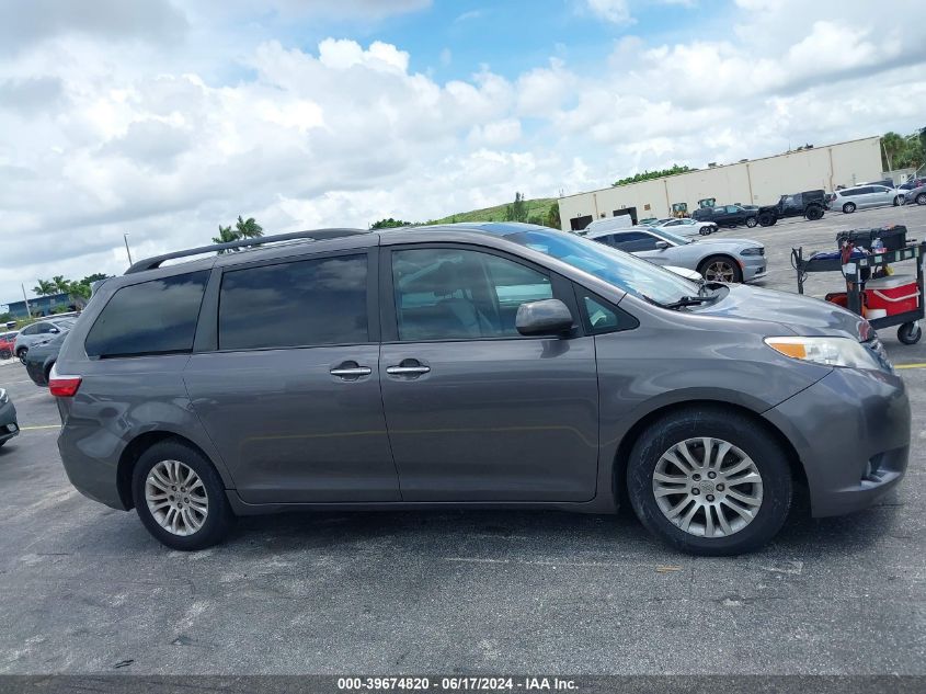 5TDYK3DC9GS742987 2016 Toyota Sienna Xle Premium 8 Passenger