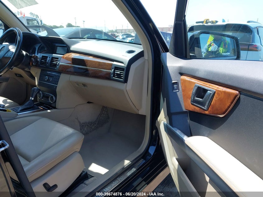 2012 Mercedes-Benz Glk 350 4Matic VIN: WDCGG8HBXCF744179 Lot: 39674876