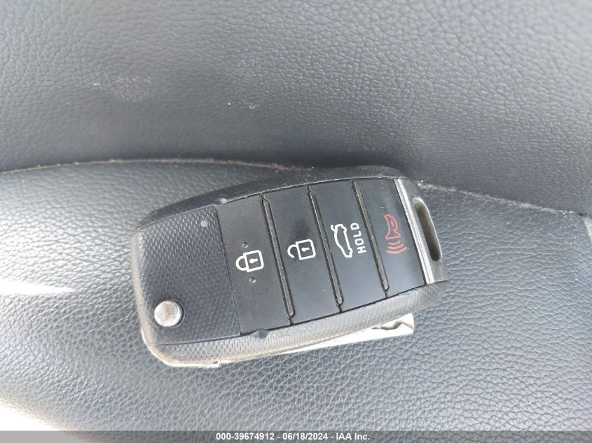 2019 Kia Optima Lx VIN: 5XXGT4L3XKG359585 Lot: 39674912