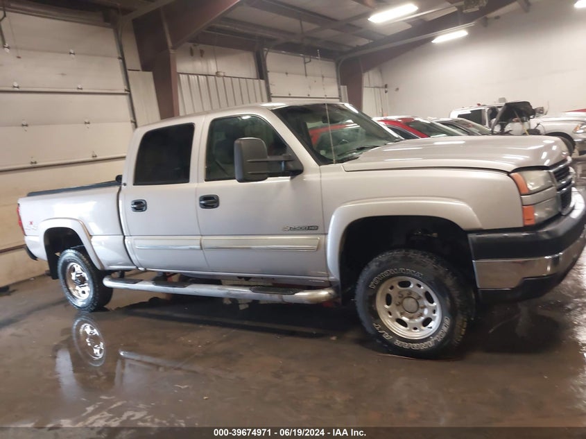 2006 Chevrolet Silverado 2500Hd Lt1 VIN: 1GCHK23U06F159856 Lot: 39674971