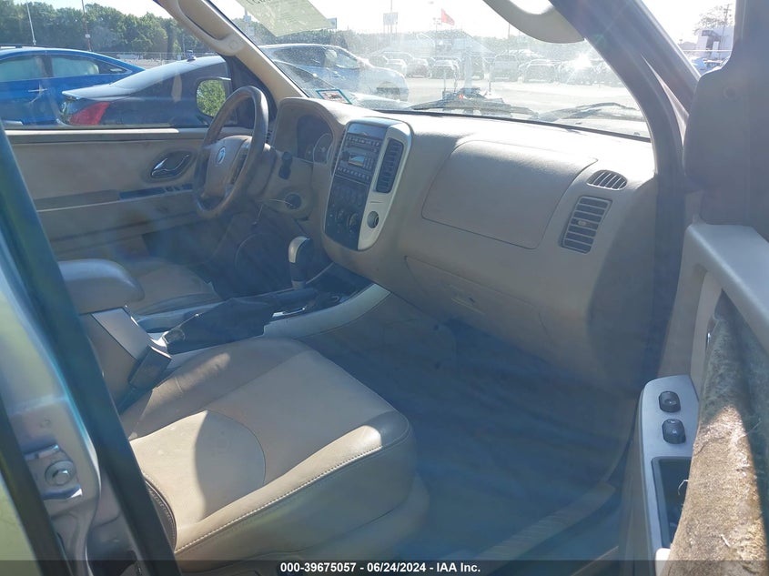 2006 Mercury Mariner Luxury/Premier VIN: 4M2CU57136KJ09864 Lot: 39675057