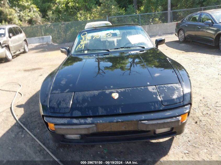 1985 Porsche 944 VIN: WP0AA0940FN457202 Lot: 39675150