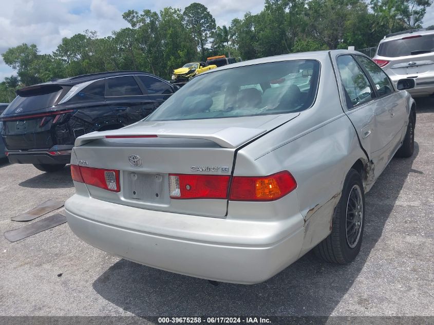 2000 Toyota Camry Le VIN: 4T1BG22K5YU688396 Lot: 39675258