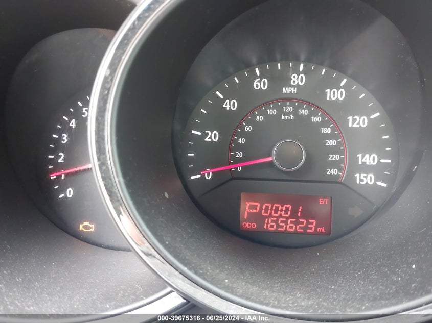 2011 Kia Sorento Lx VIN: 5XYKTCA14BG168875 Lot: 39675316