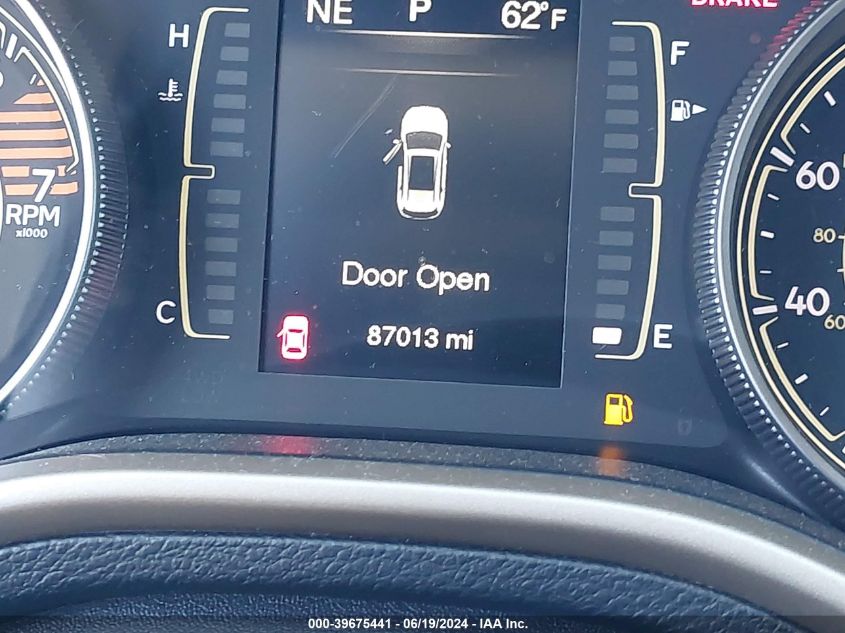 2018 Jeep Cherokee Latitude VIN: 1C4PJMCB2JD540900 Lot: 39675441